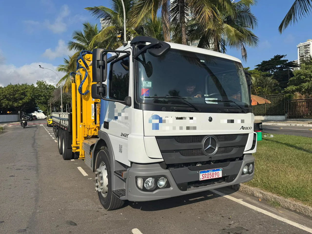 MERCEDES-BENZ ATEGO 2024 6X2 - Foto 1