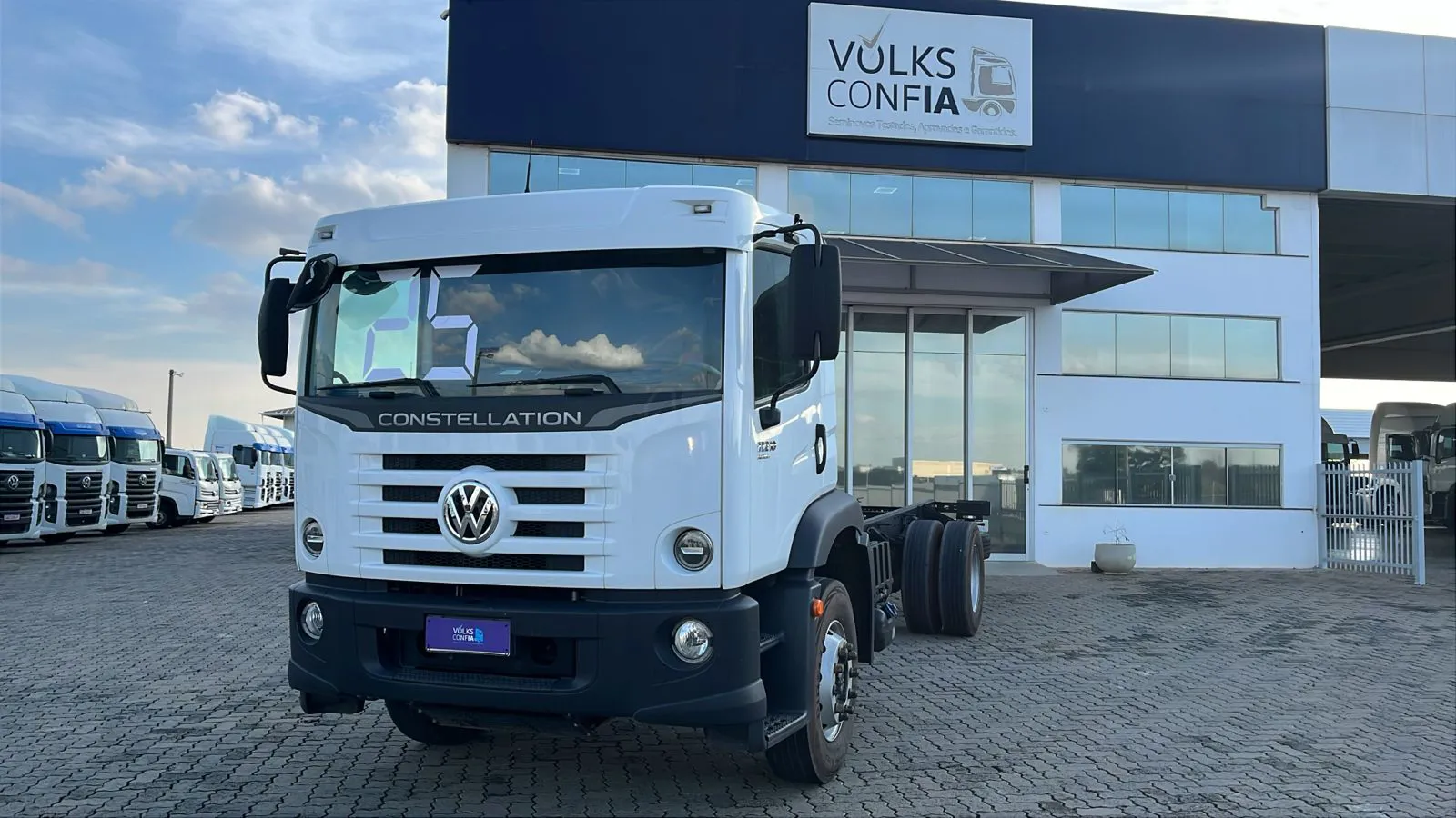 VOLKSWAGEN 17-210 2025 4X2 - Foto 1