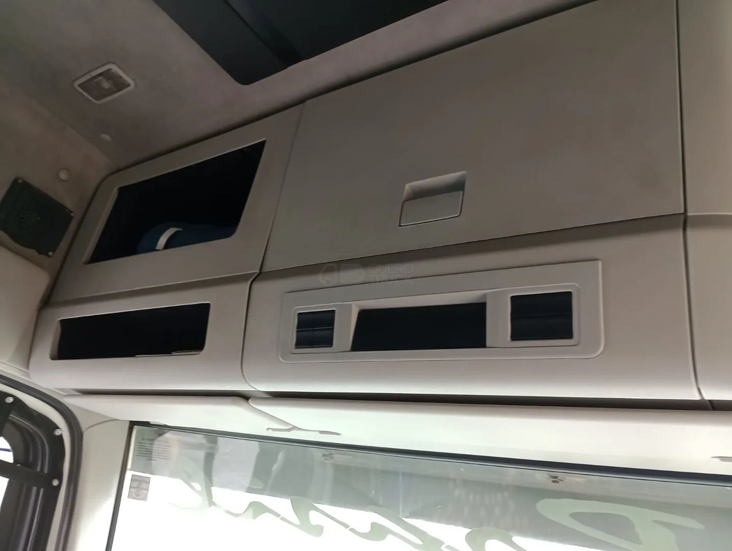 VOLKSWAGEN 25-420 2014 6X2 - Foto 4