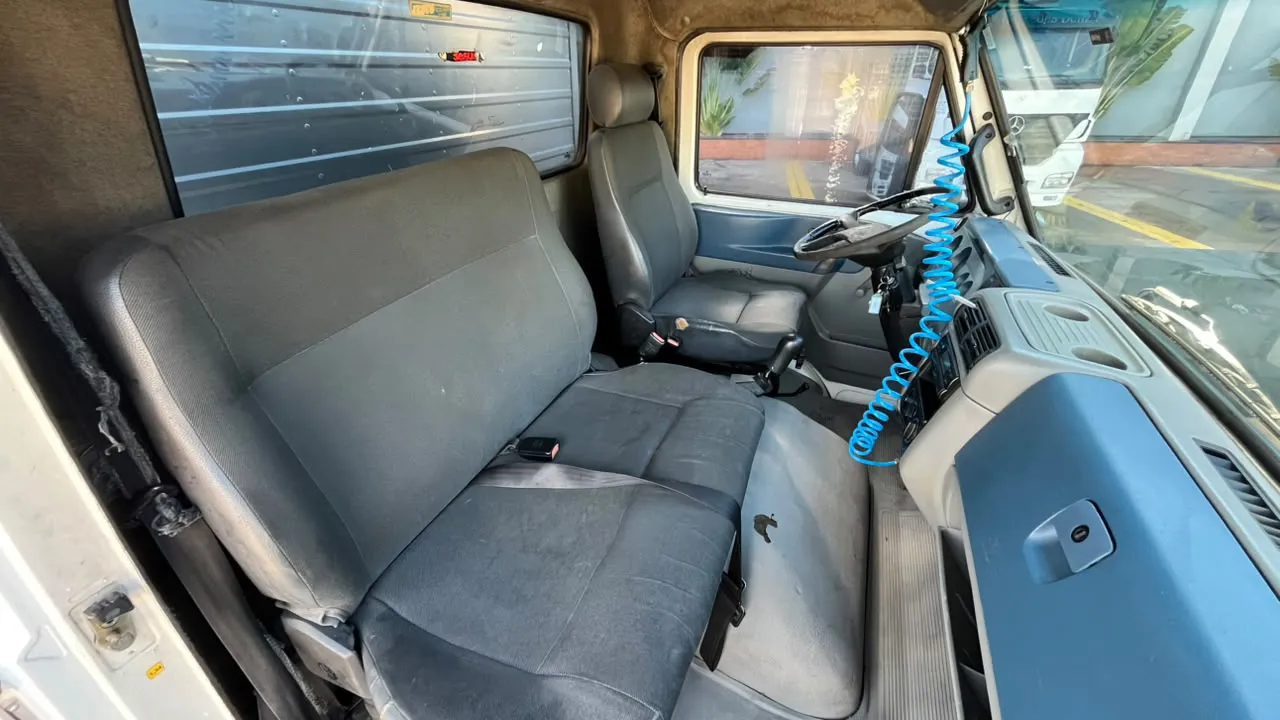 VOLKSWAGEN 8-150 2008 - Foto 6