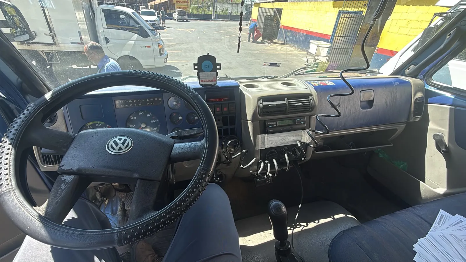 VOLKSWAGEN 9-150 2010 - Foto 5