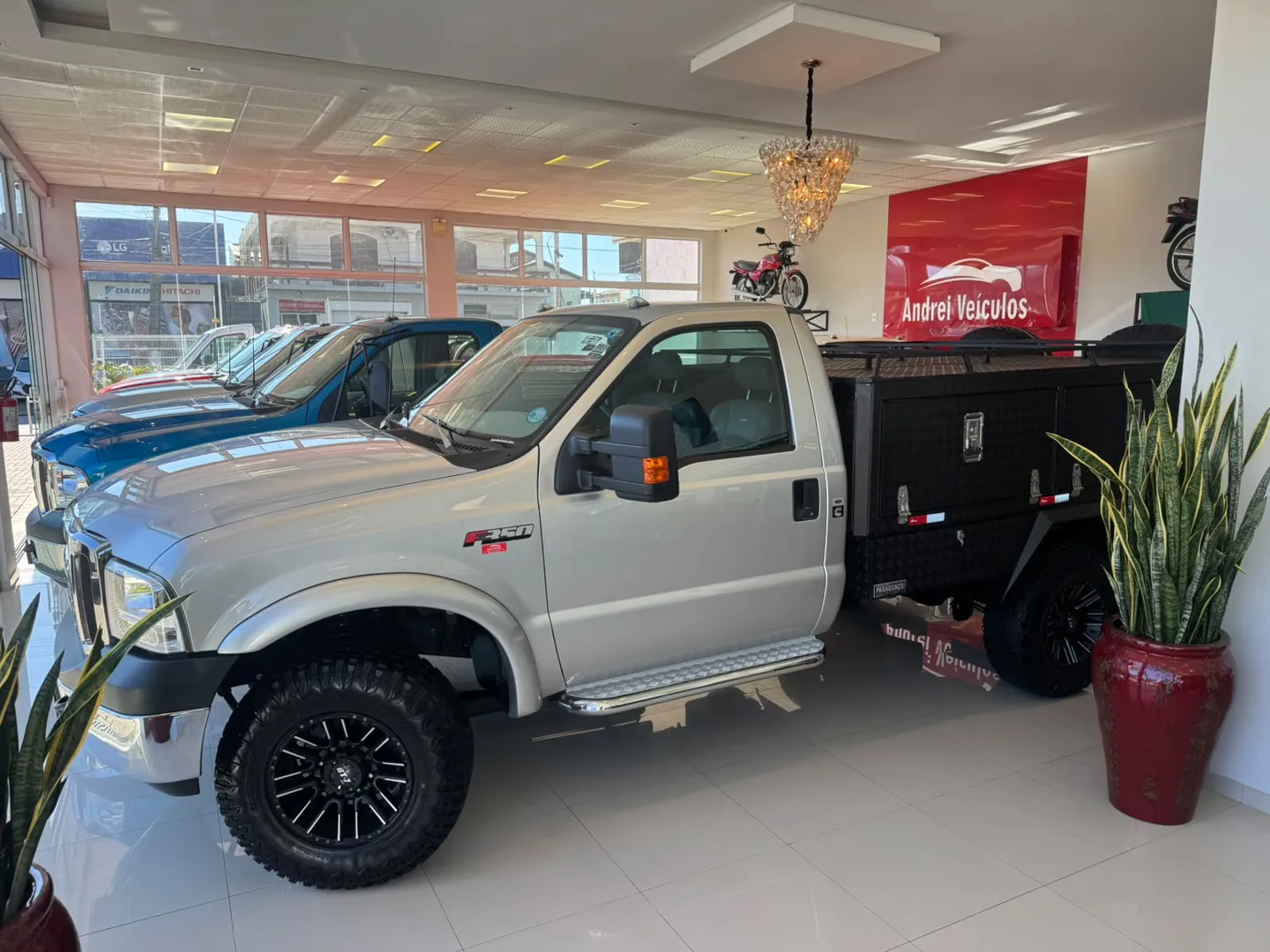 FORD F-350 2017 - Foto 1