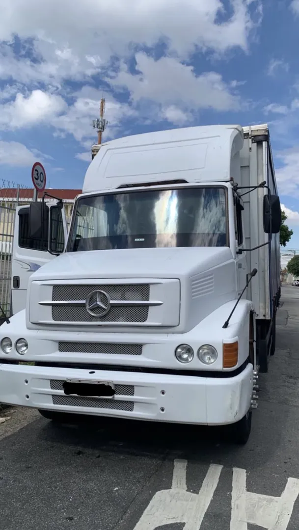 MERCEDES-BENZ L-1318 2009 - Foto 3